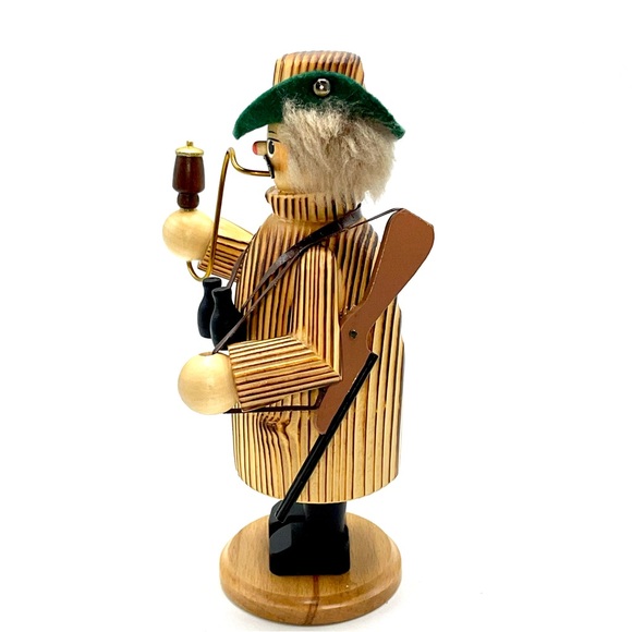 Erzgebirgische Volkskunst Hunter Handmade Incense Smoker - Picture 4 of 7